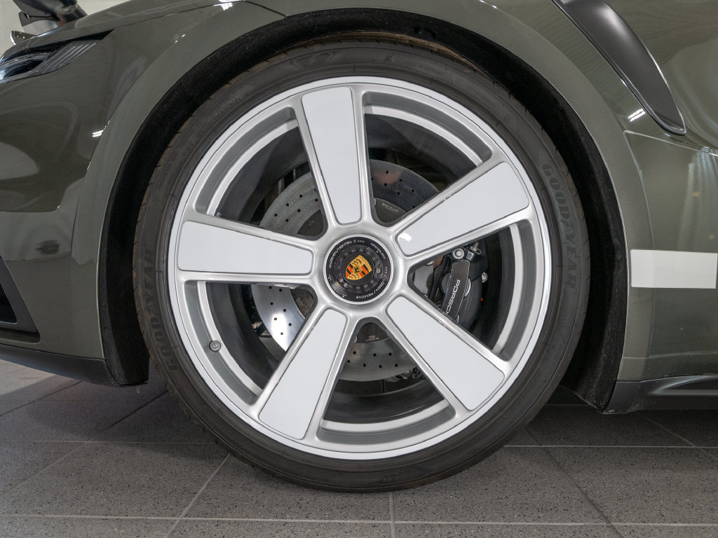 Used 2025 Porsche 911 Turbo S AWD/4WD image 51