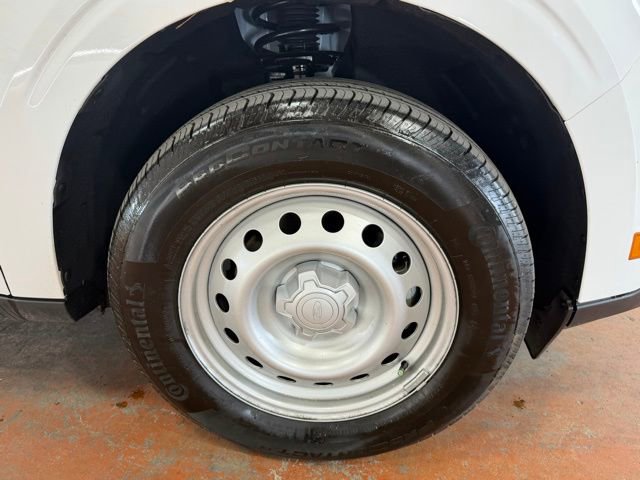 Used 2025 Ford Maverick XL image 8