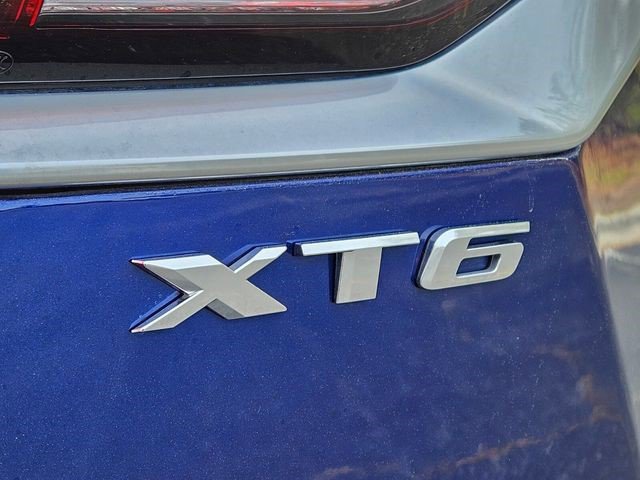 Certified 2025 Cadillac XT6 Premium Luxury FWD image 17