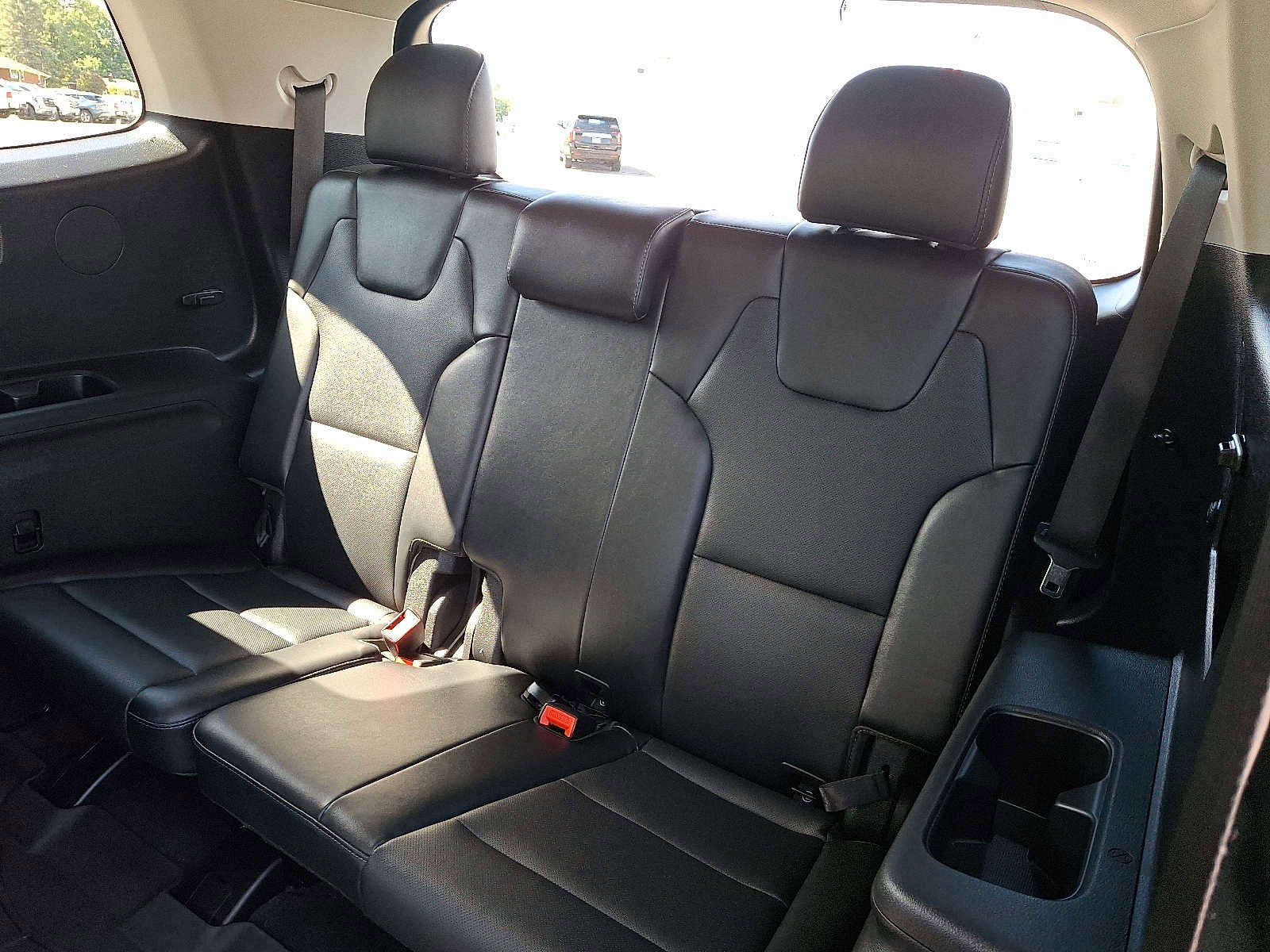 Used 2023 Kia Telluride S image 11