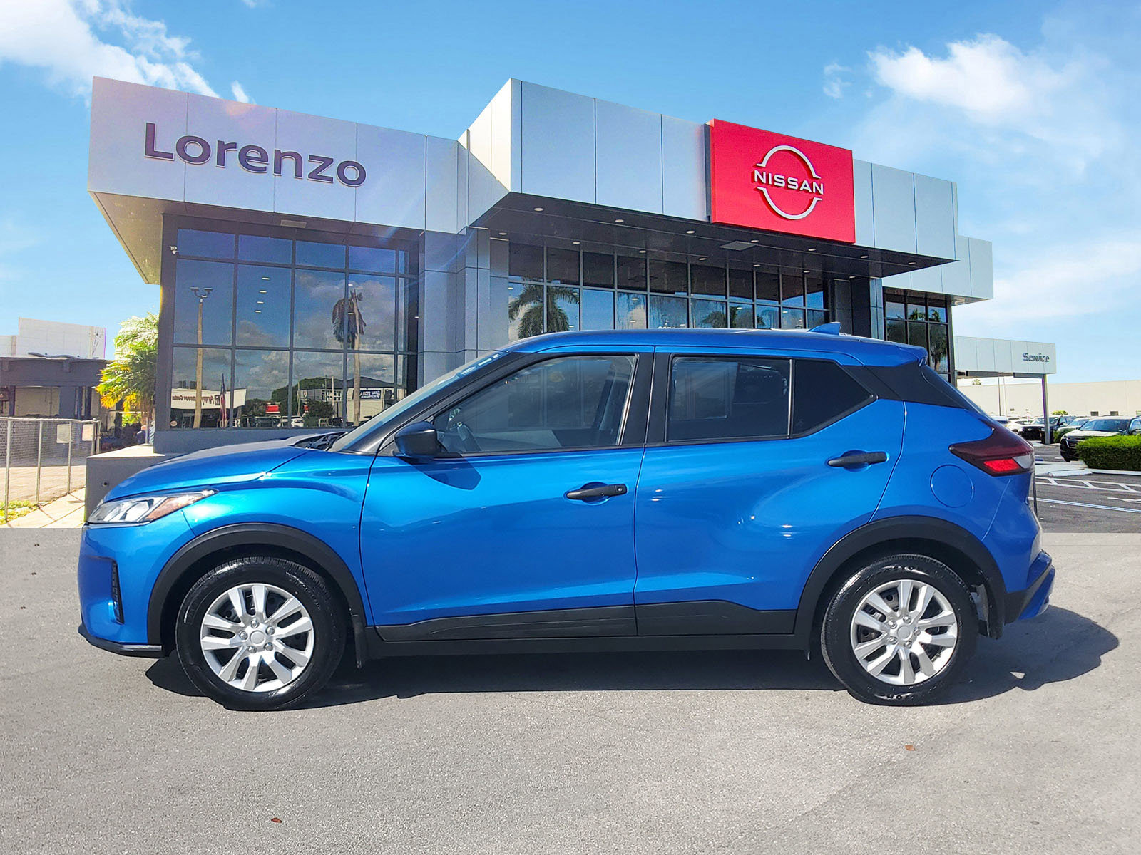 Certified 2023 Nissan Kicks S FWD image 5