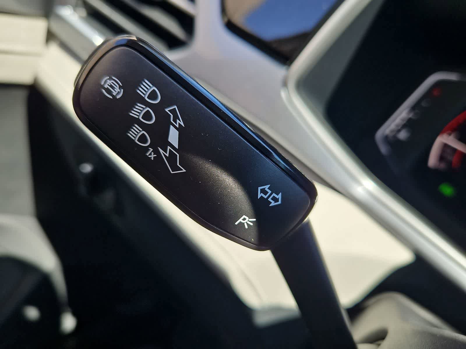 New 2026 Volkswagen Taos SEL AWD/4WD image 27
