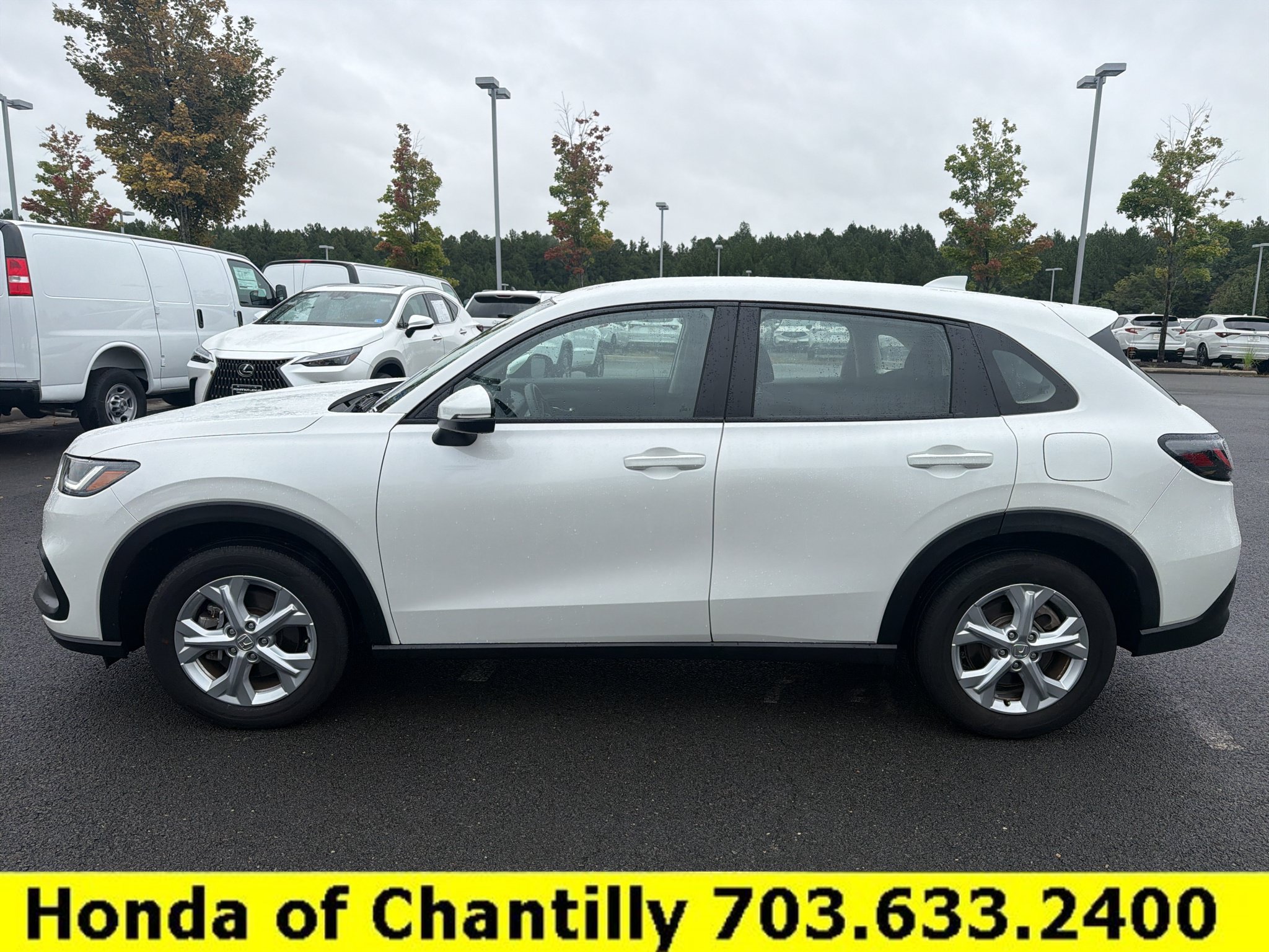 Used 2024 Honda HR-V LX image 4