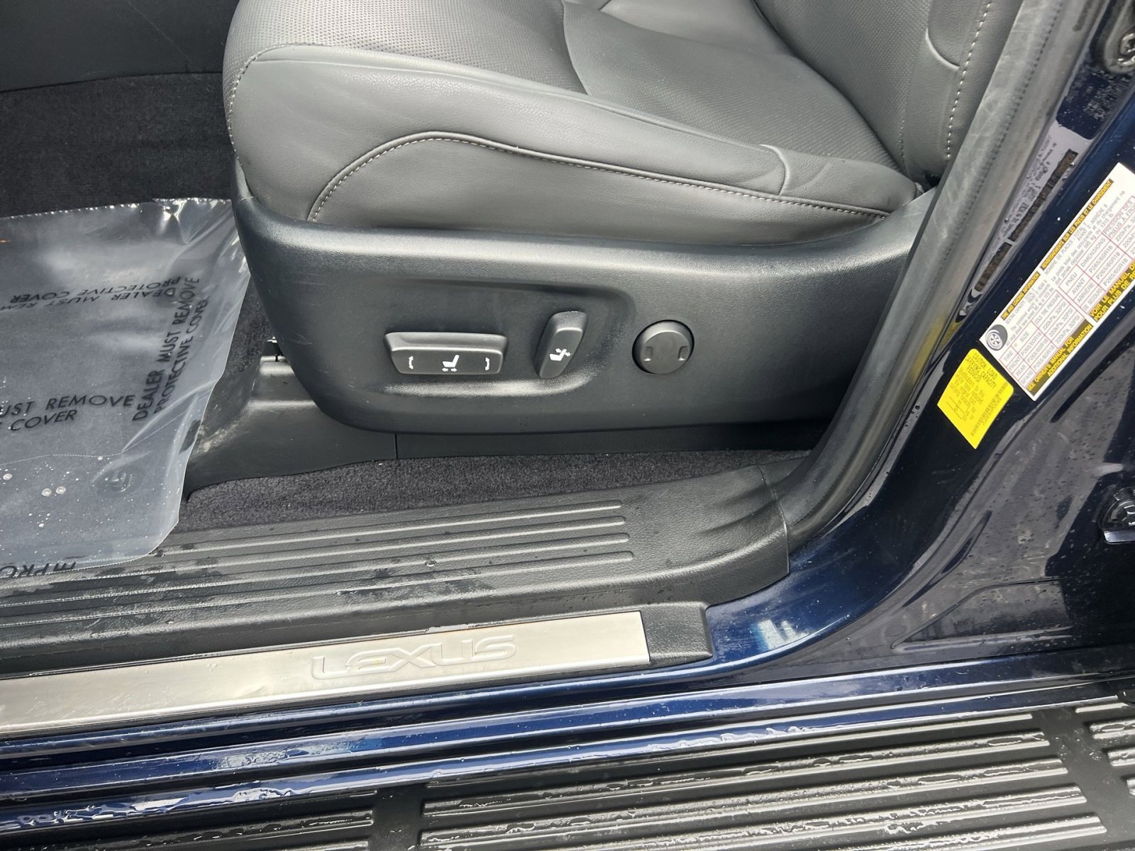 Used 2023 Lexus GX 460 Premium w/ Premium Package image 14