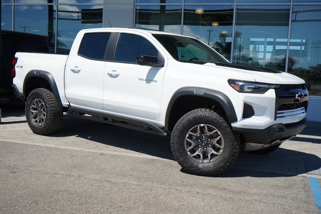 New 2025 Chevrolet Colorado ZR2 w/ Technology Package