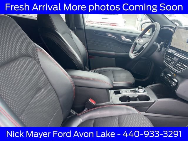 Used 2023 Ford Escape ST-Line w/ Tech Pack #1 image 11