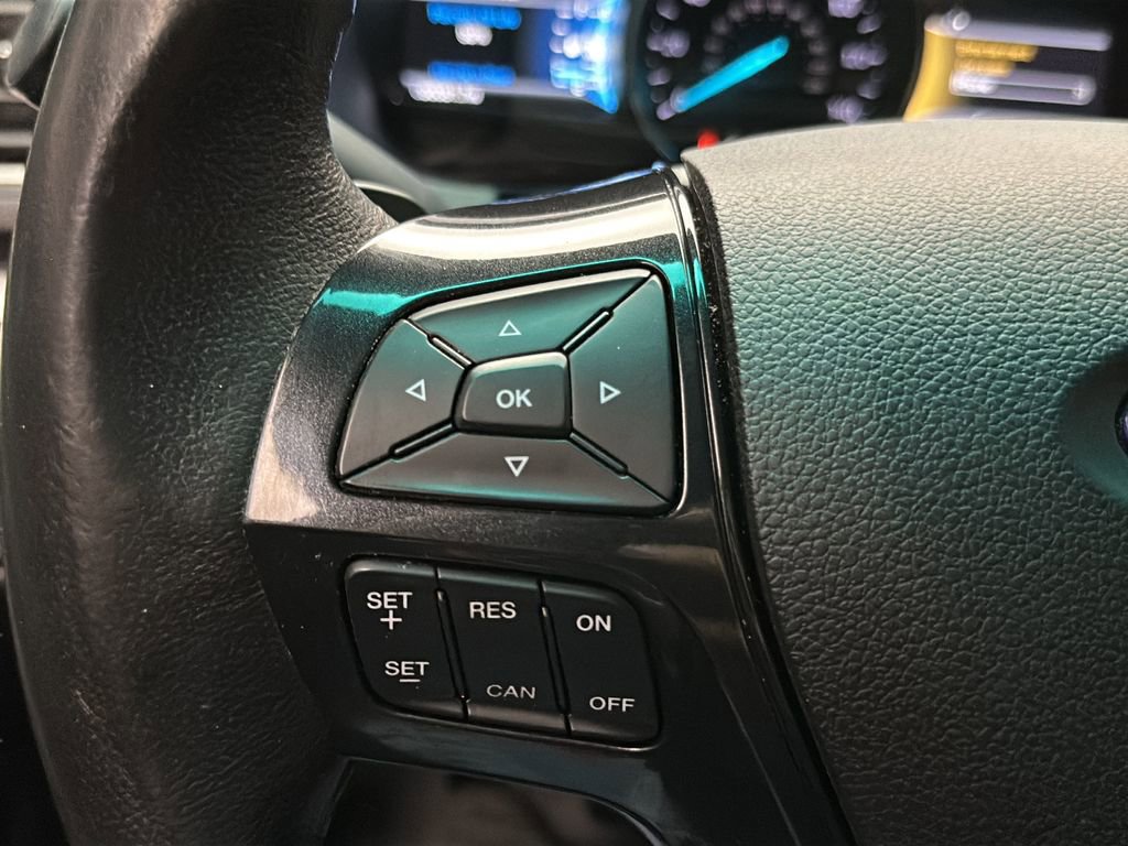 Used 2016 Ford Explorer XLT w/ Equipment Group 202A AWD/4WD image 24