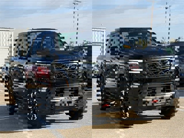 Used 2024 Nissan Frontier Pro-X w/ Pro Convenience Package
