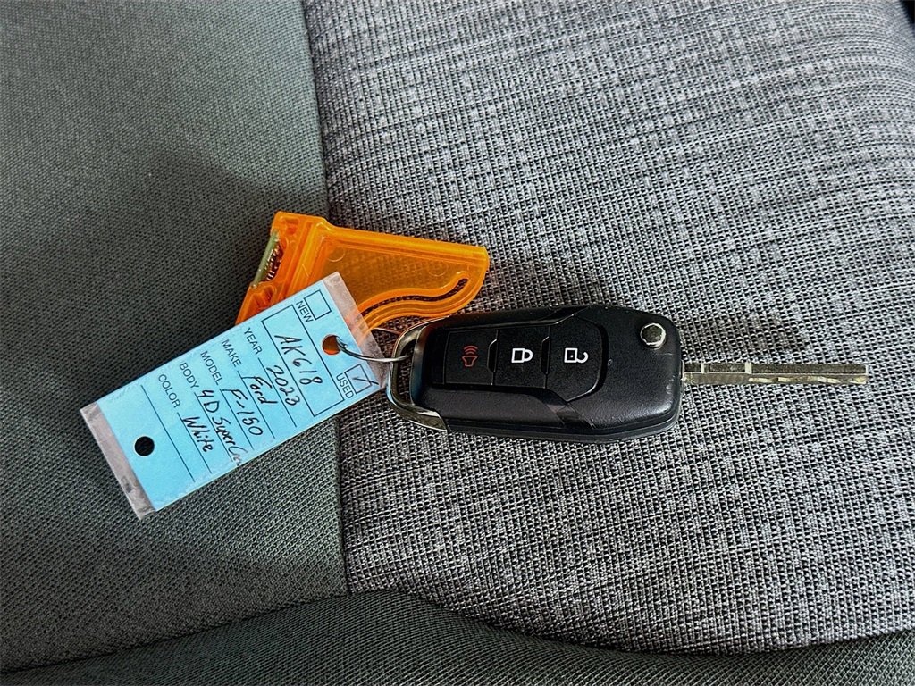 Used 2023 Ford F150 XLT w/ XTR Package image 36