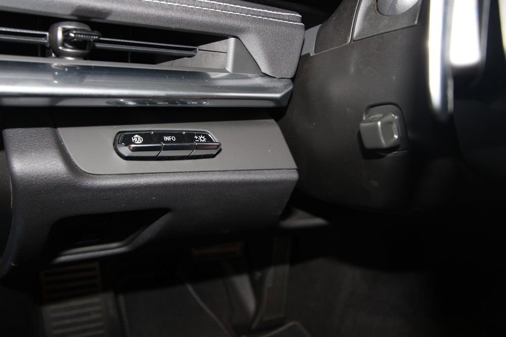 Used 2023 Chevrolet Corvette Stingray Preferred Conv w/ Battery Protection Package image 11