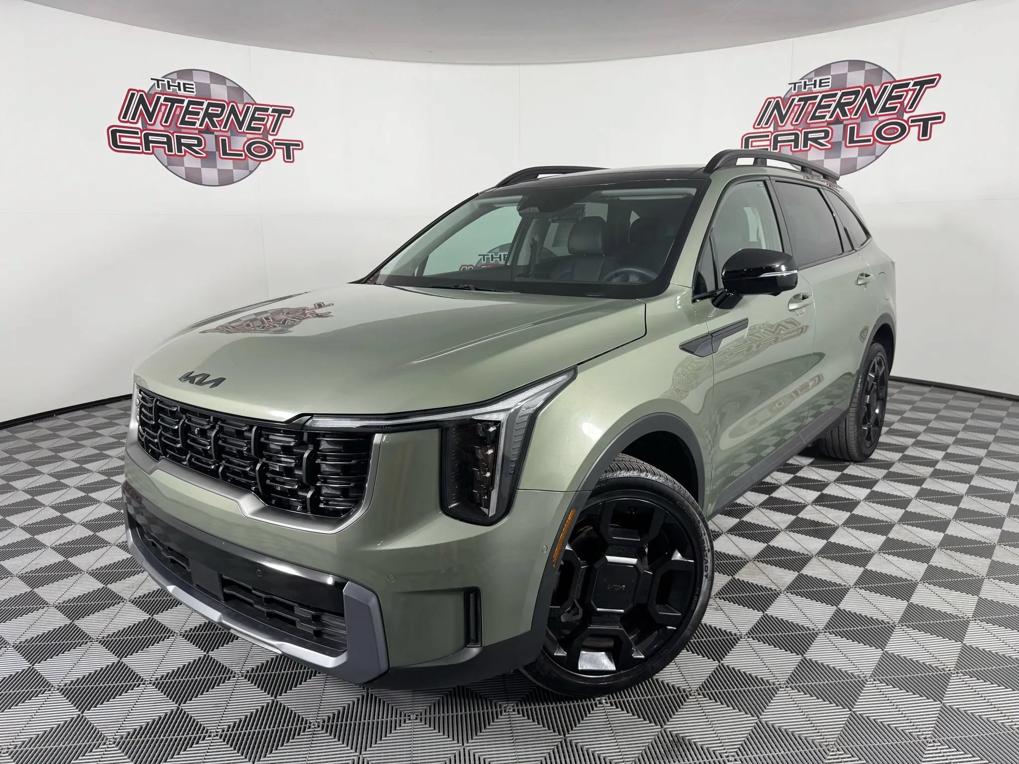 Used 2025 Kia Sorento SX AWD/4WD image 1