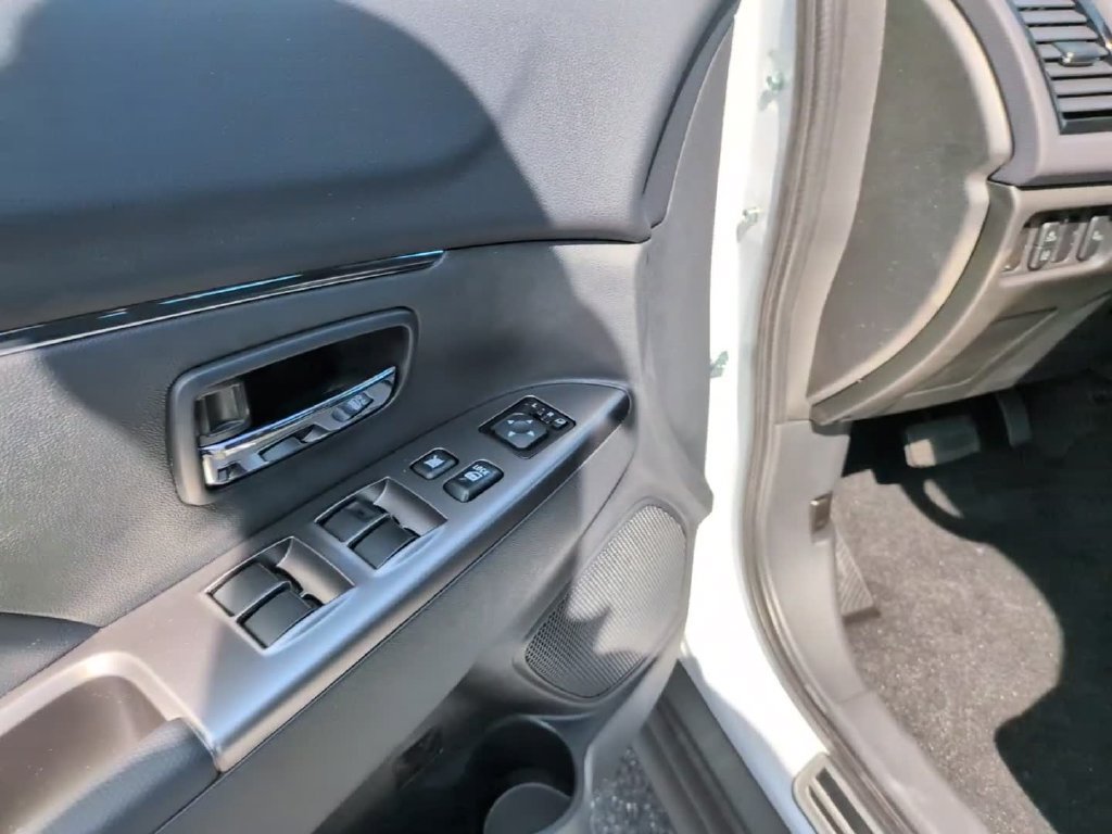 New 2026 Mitsubishi Outlander Sport SE AWD/4WD image 18