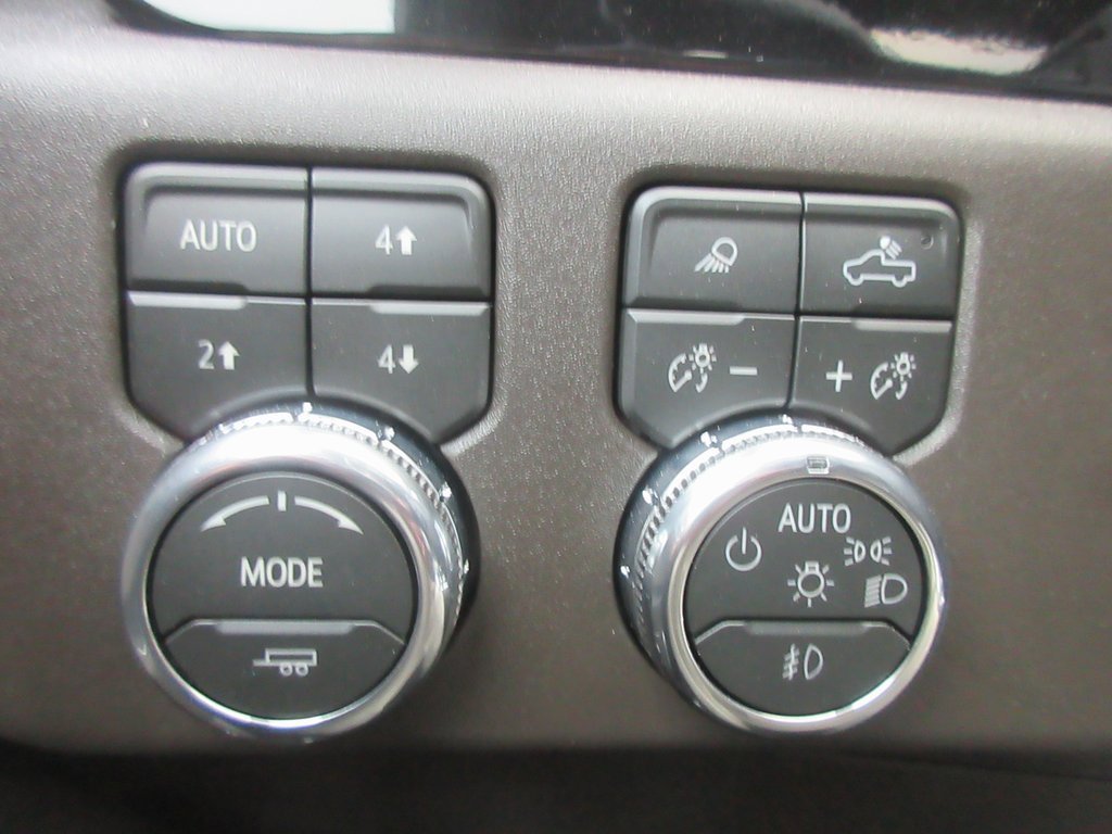 New 2026 GMC Sierra 1500 SLT w/ SLT Premium Plus Package image 18