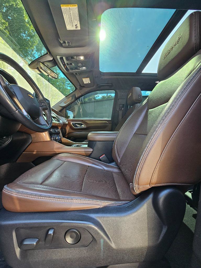 Used 2021 Chevrolet Tahoe High Country w/ Premium Package image 22