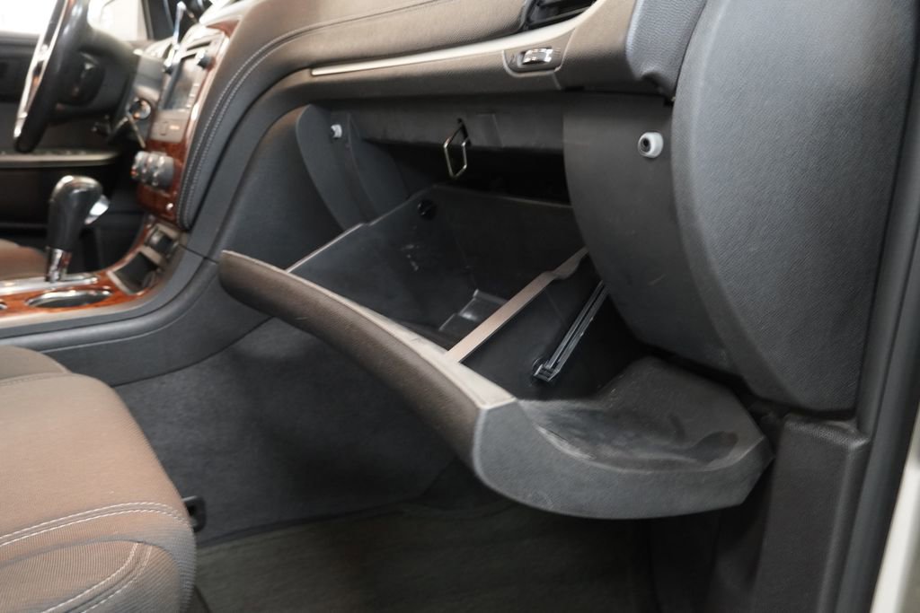 Used 2013 Chevrolet Traverse LT w/ All-Star Edition image 40