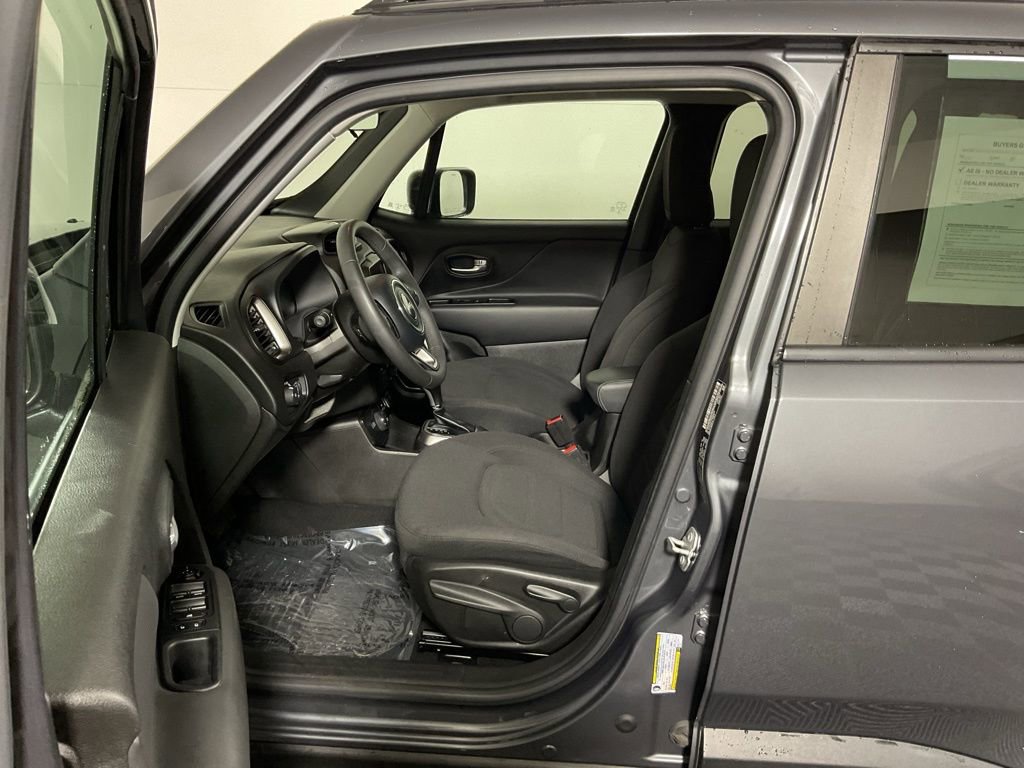 Used 2022 Jeep Renegade Latitude AWD/4WD image 21