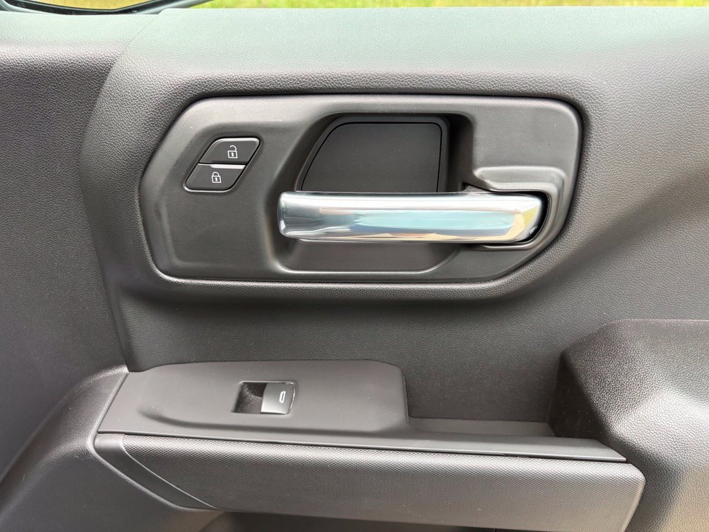 New 2026 Chevrolet Silverado 1500 Custom AWD/4WD image 26