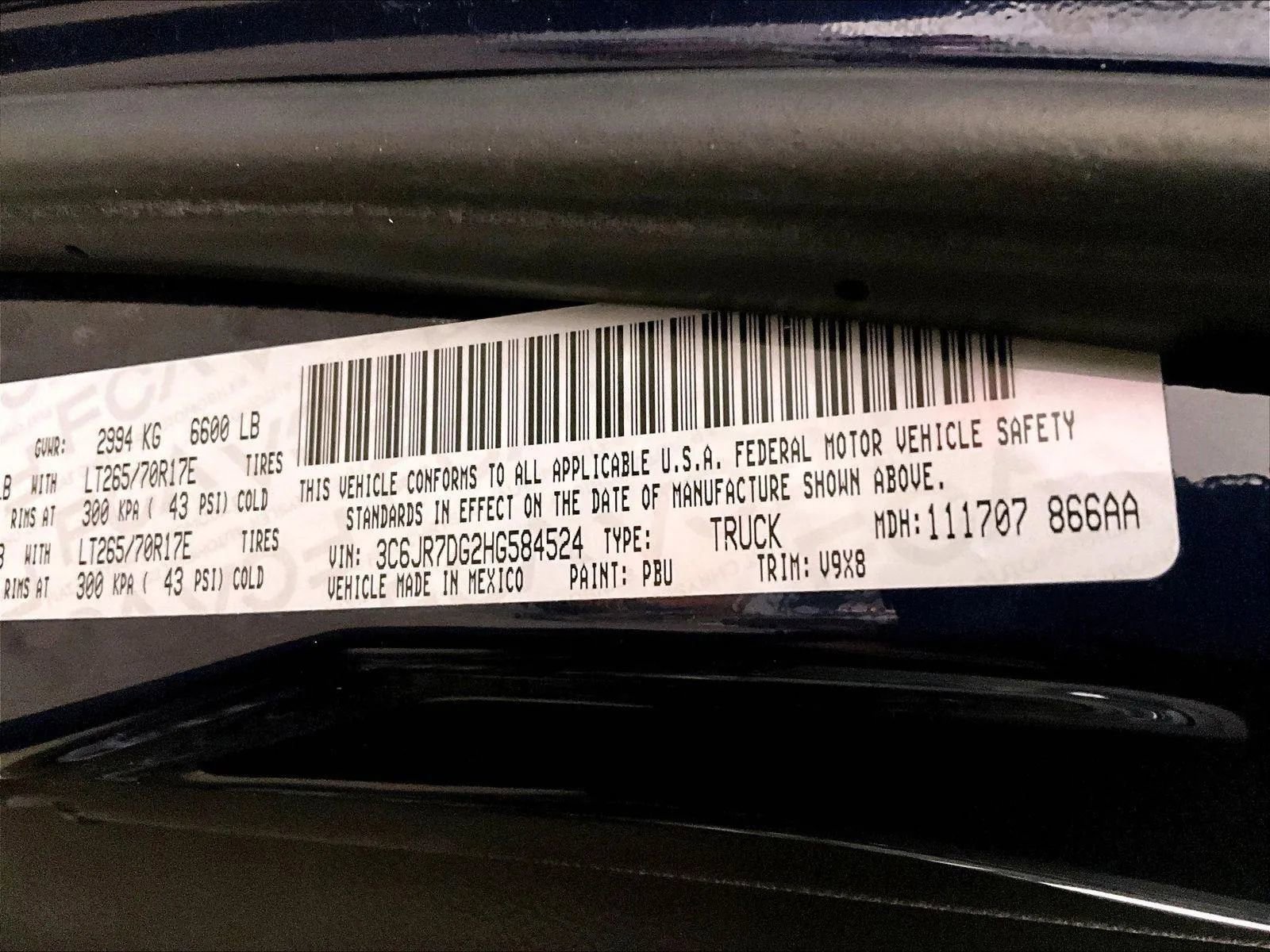 Used 2017 RAM 1500 Tradesman w/ Power & Remote Entry Group image 32