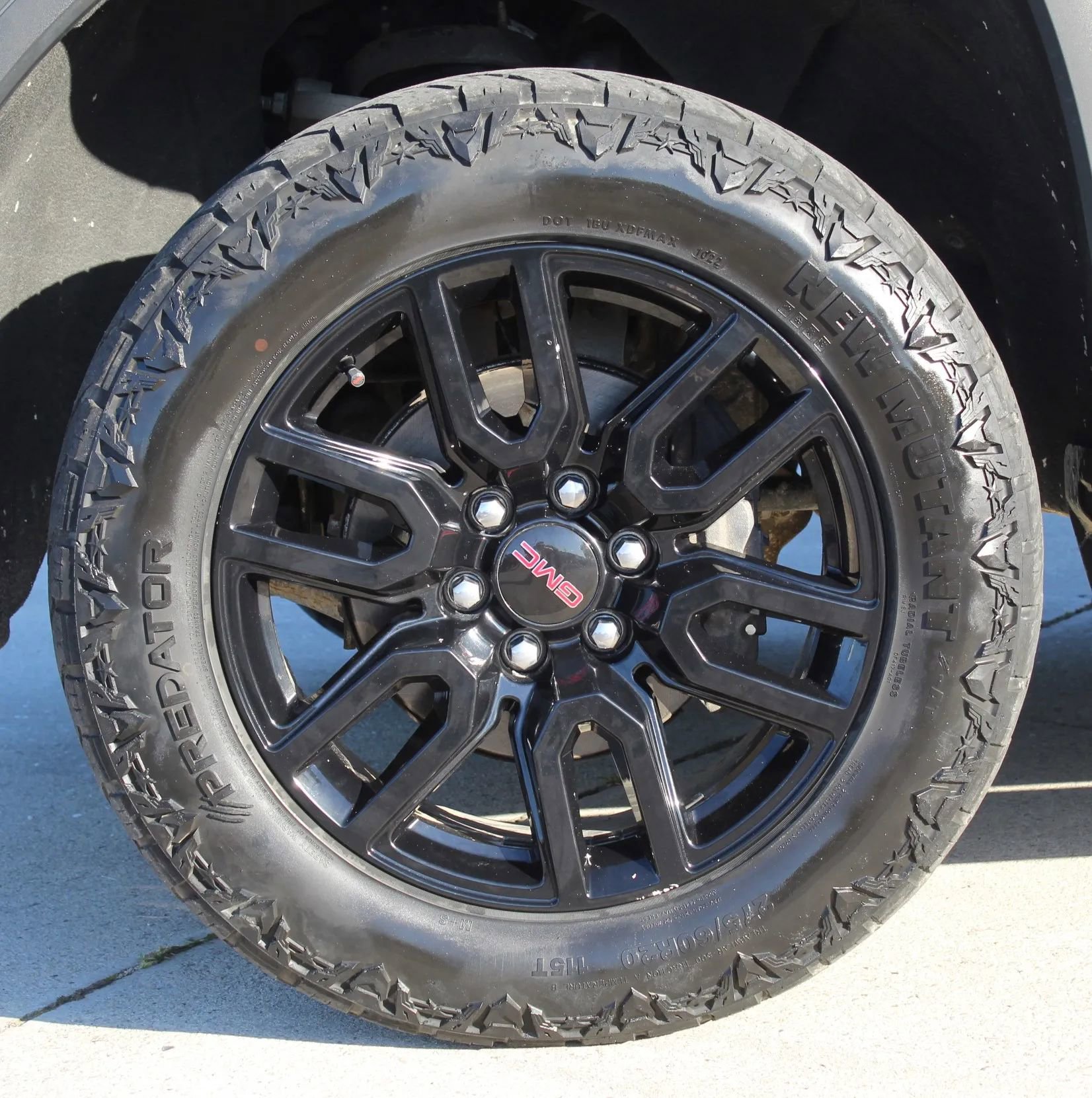 Used 2019 GMC Sierra 1500 Elevation w/ Elevation Value Package image 9