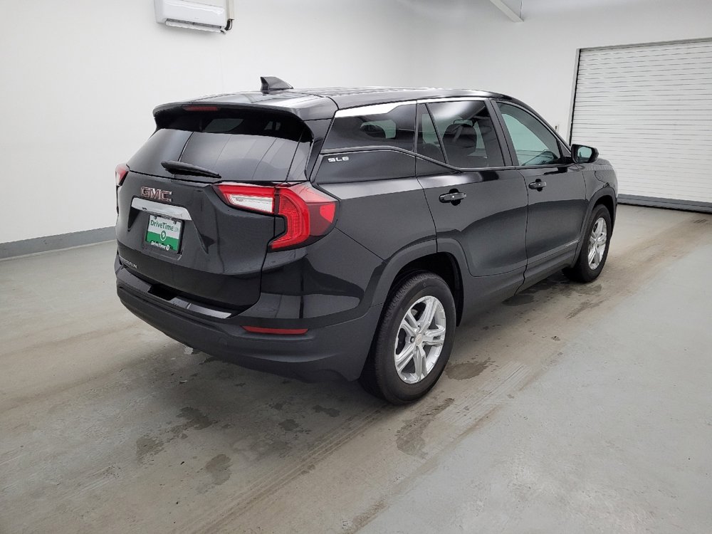 Used 2023 GMC Terrain SLE image 9