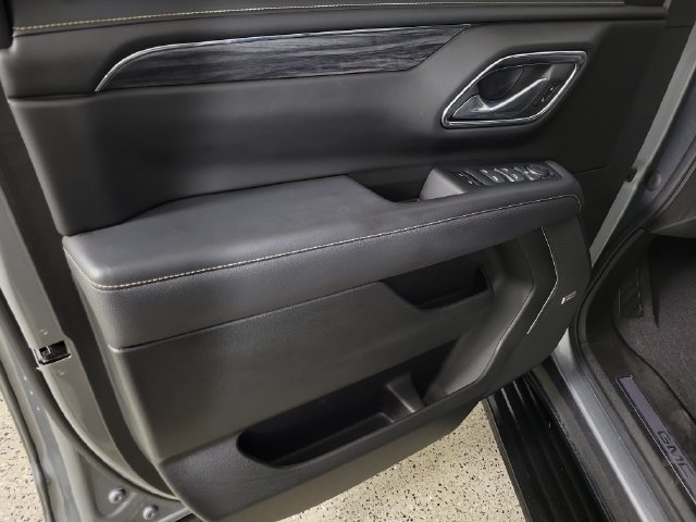 Used 2023 GMC Yukon SLT AWD/4WD image 22