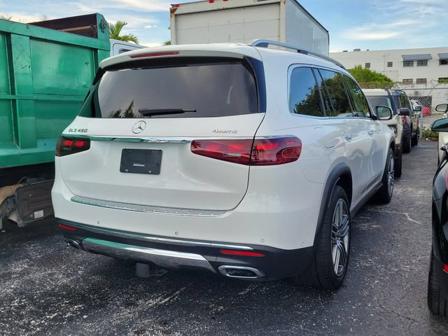 Used 2024 Mercedes-Benz GLS 450 4MATIC image 3