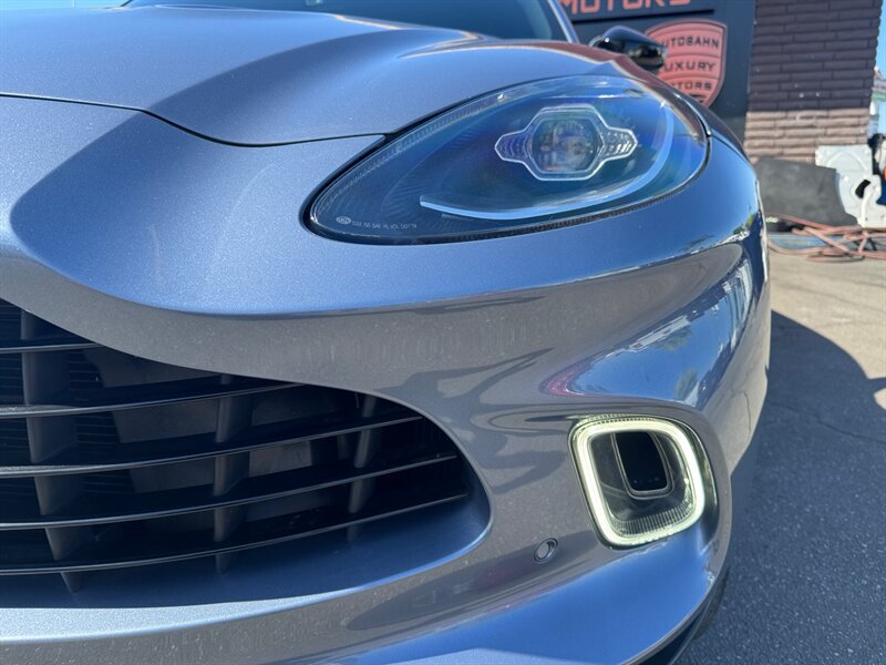 Used 2022 Aston Martin DBX AWD/4WD image 6