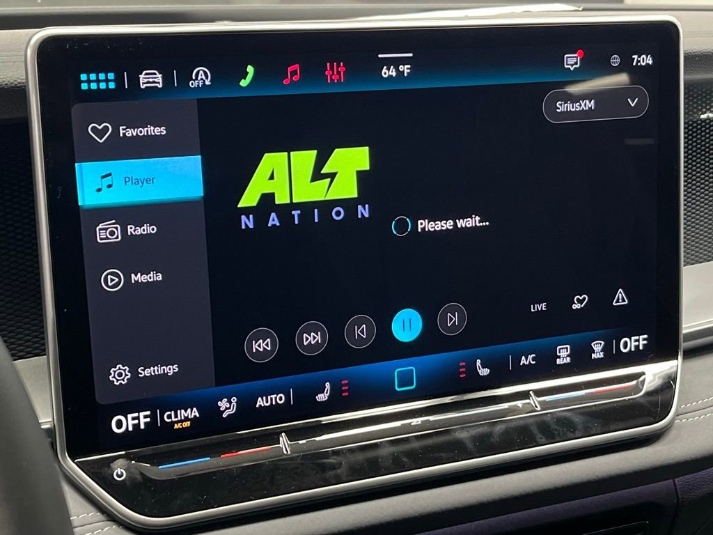 New 2025 Volkswagen Tiguan SE image 28