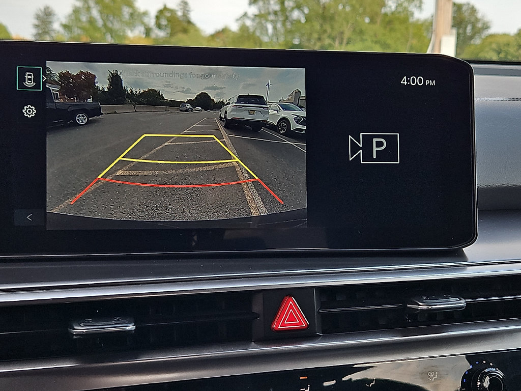 Certified 2026 Kia Sorento LX FWD image 18