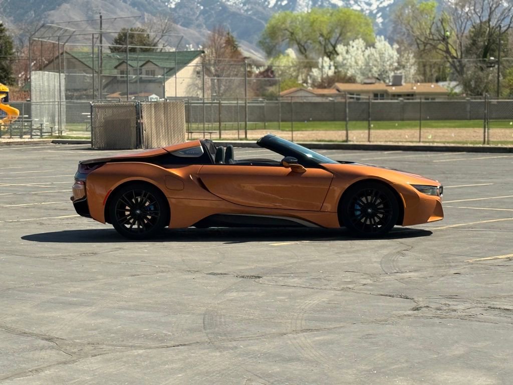 Used 2019 BMW i8 Roadster image 6