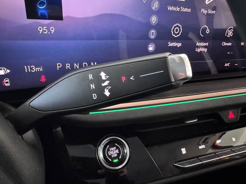 Certified 2025 Buick Envision Sport Touring image 21