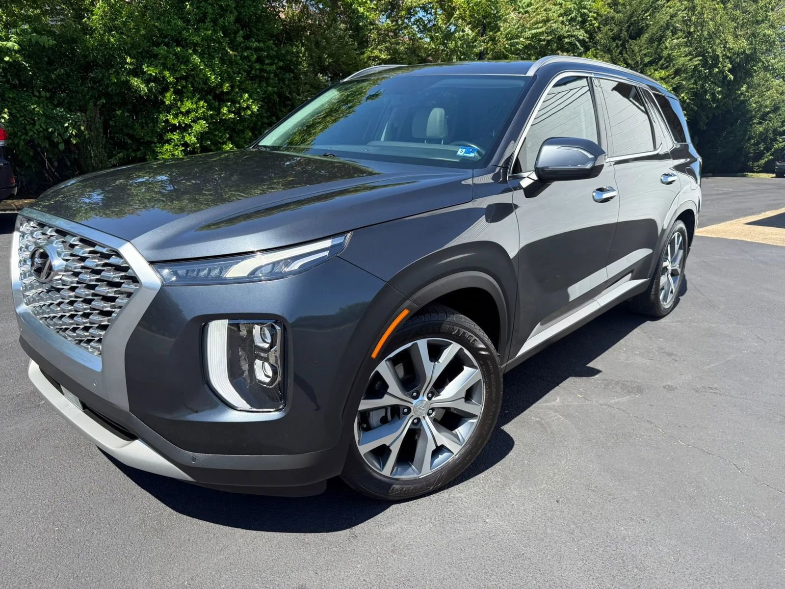 Used 2020 Hyundai Palisade SEL w/ Premium Package FWD image 1