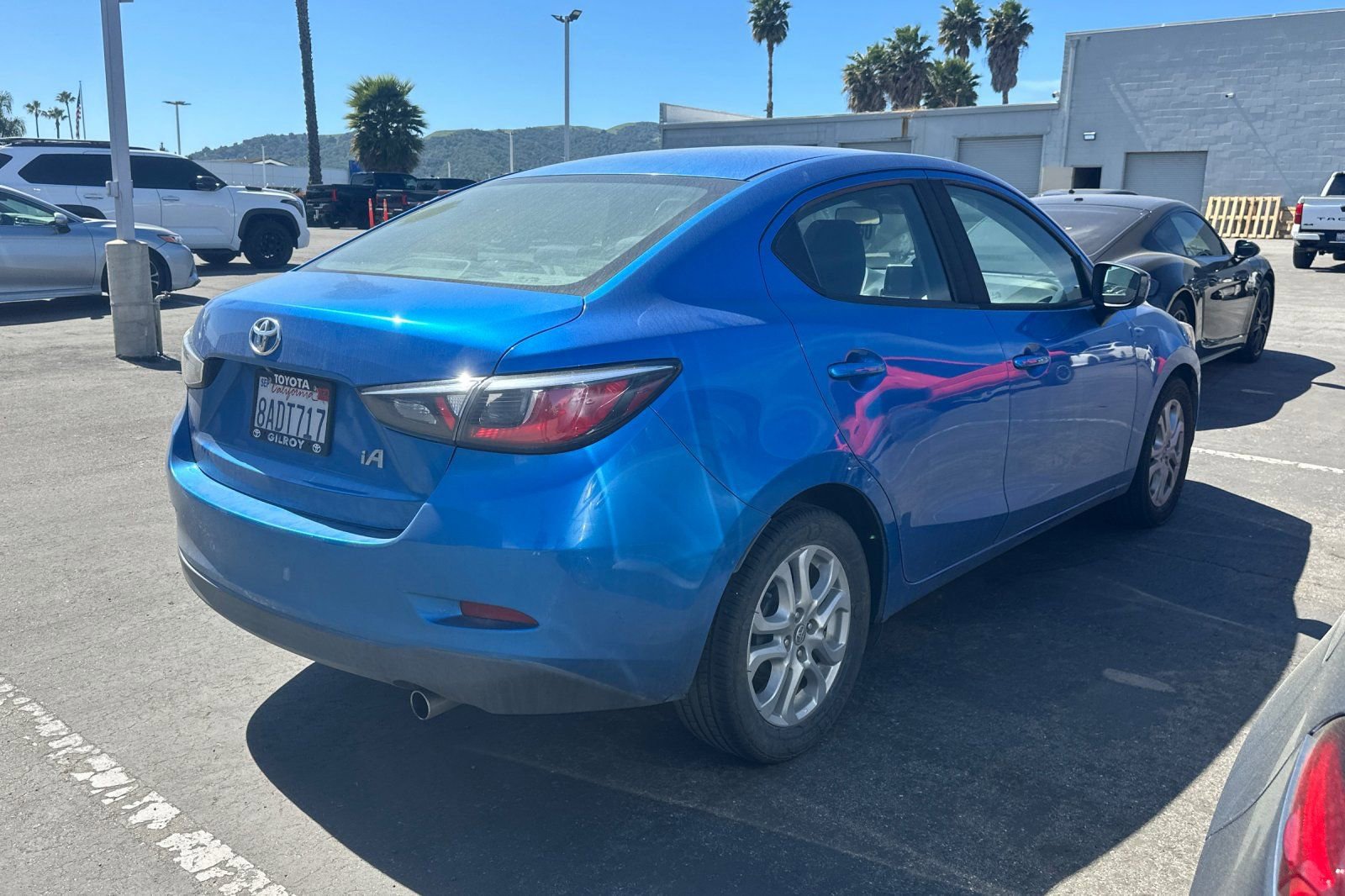 Used 2017 Toyota Yaris iA image 5