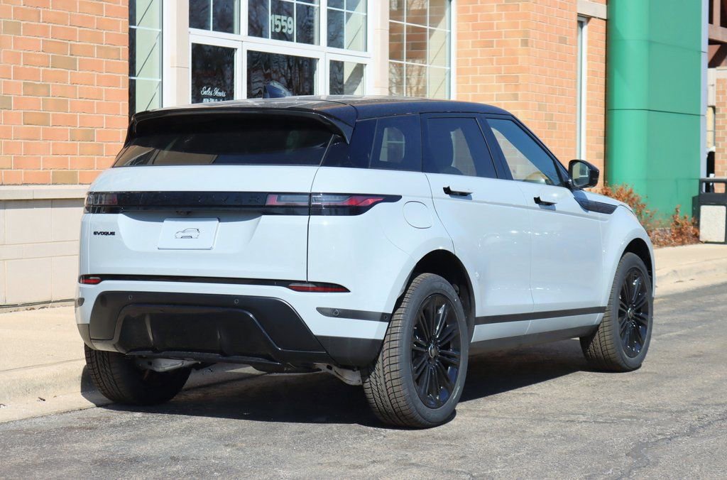 Used 2026 Land Rover Range Rover Evoque S image 6