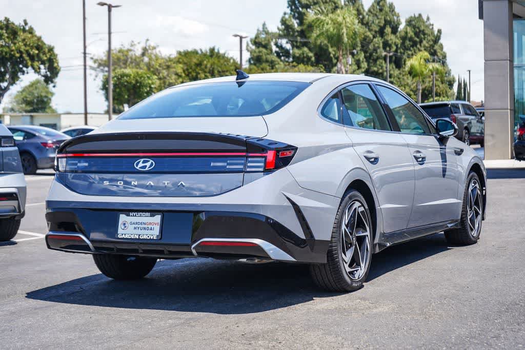 New 2026 Hyundai Sonata SEL FWD image 4