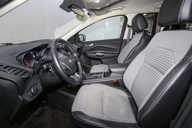 Used 2017 Ford Escape SE w/ Equipment Group 201A image 34