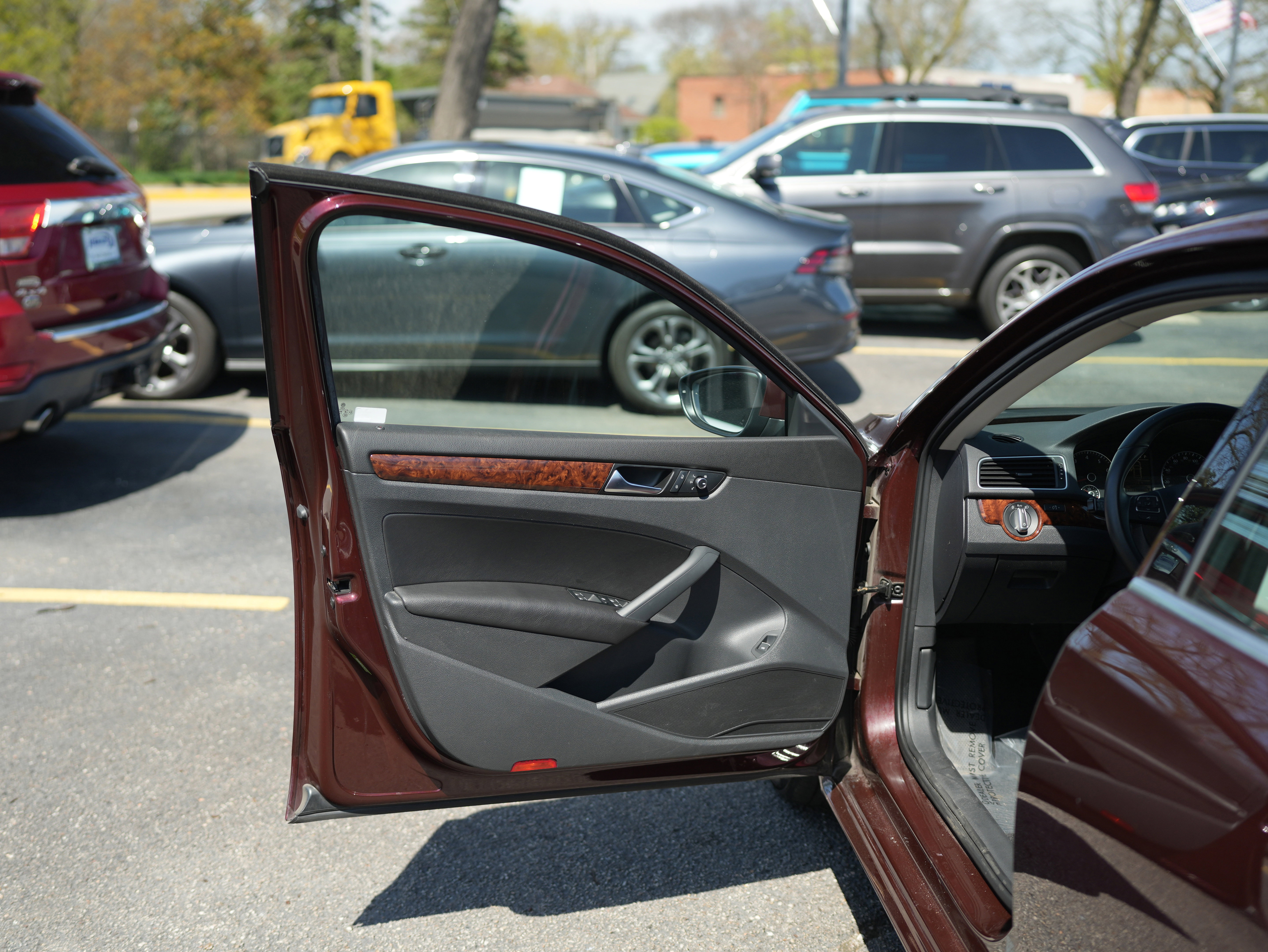 Used 2012 Volkswagen Passat 2.5 SEL image 27