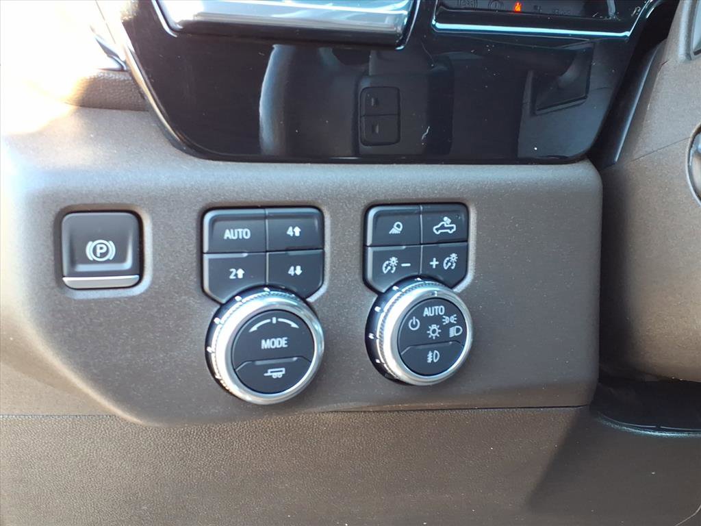 Used 2022 GMC Sierra 1500 SLT w/ SLT Premium Plus Package image 7