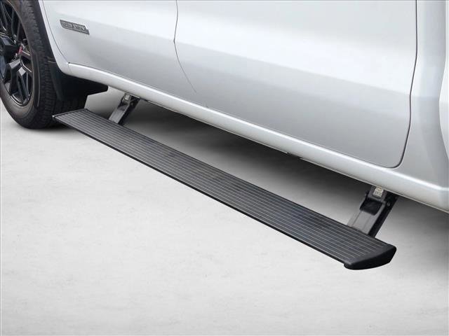 Used 2023 GMC Sierra 1500 Elevation image 24