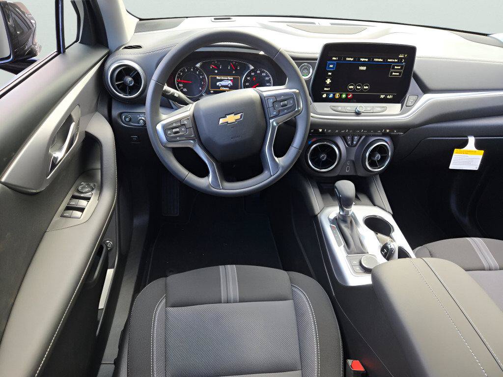 New 2026 Chevrolet Blazer LT w/ Convenience Package FWD image 23