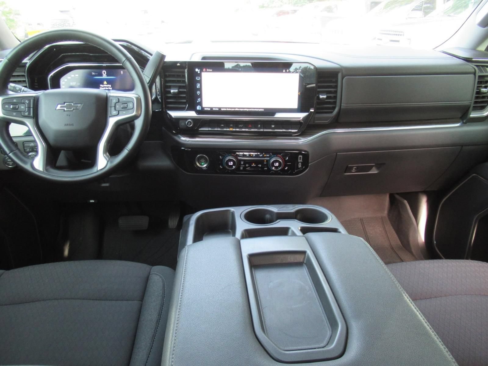 Used 2023 Chevrolet Silverado 1500 RST AWD/4WD image 12