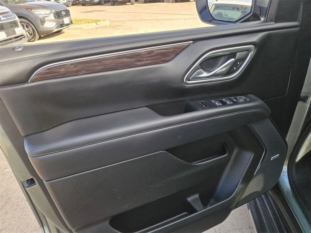 Used 2024 Chevrolet Tahoe LT image 13