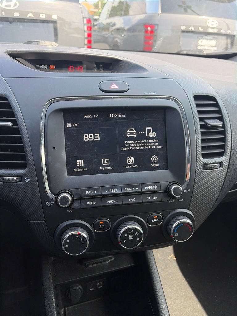 Used 2017 Kia Forte S w/ S Technology Package FWD image 7