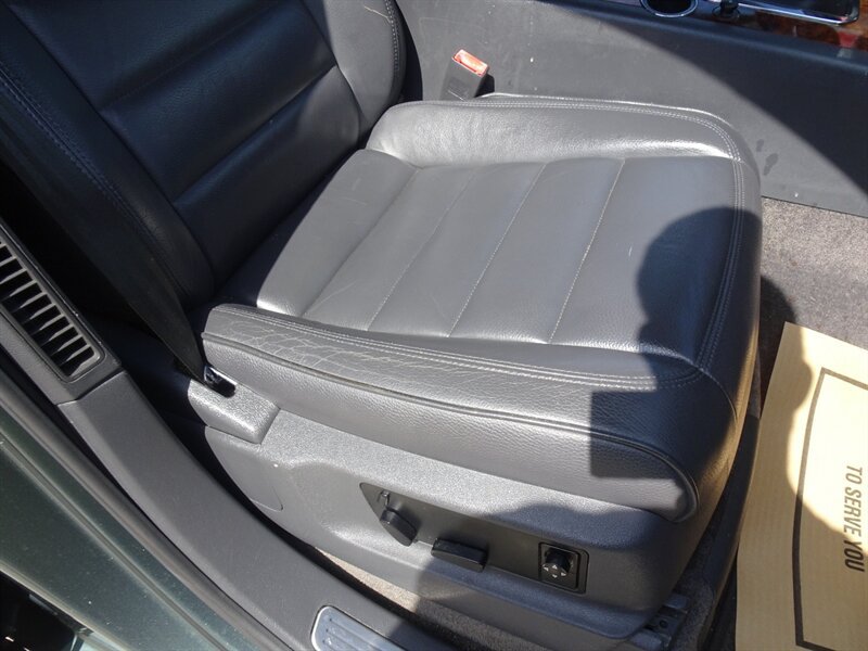 Used 2004 Volkswagen Touareg V6 AWD/4WD image 23