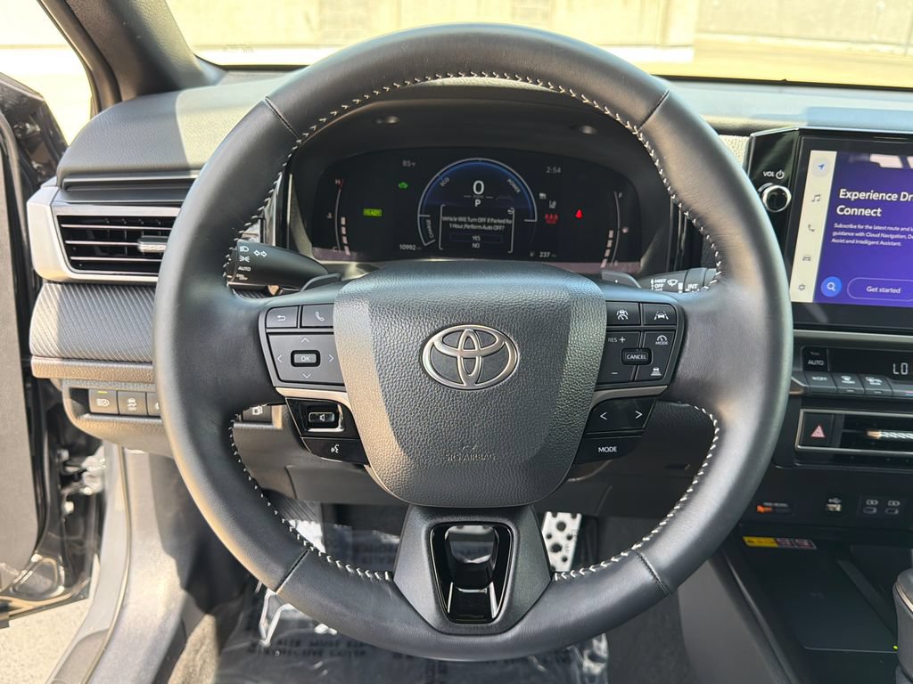 Used 2025 Toyota Camry SE w/ Multimedia Upgrade Package FWD image 26