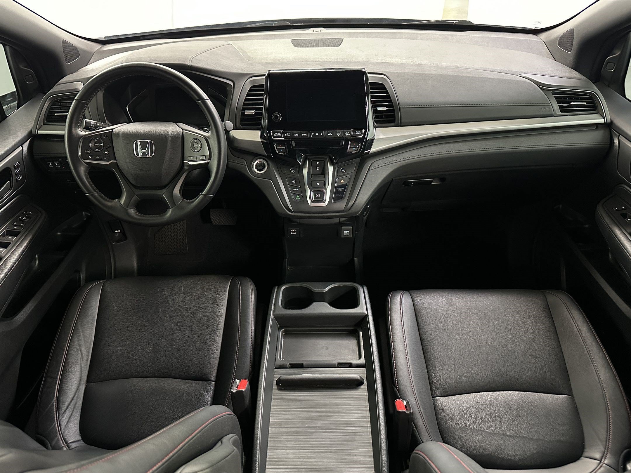 Certified 2024 Honda Odyssey Sport image 17