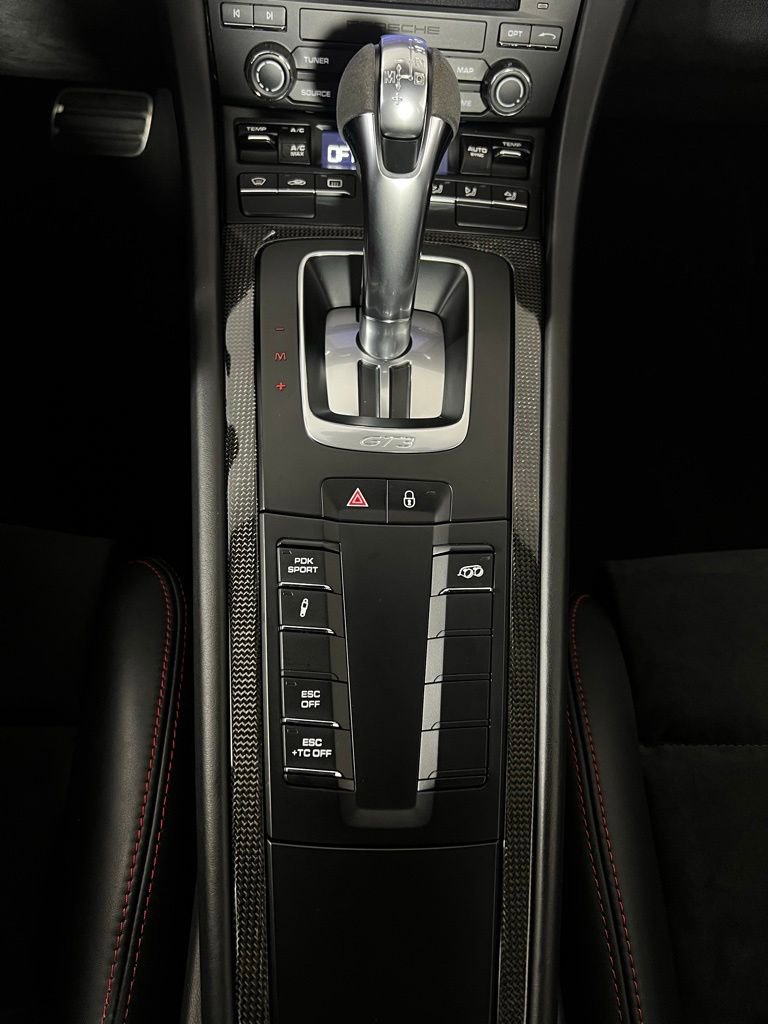 Certified 2018 Porsche 911 GT3 image 32