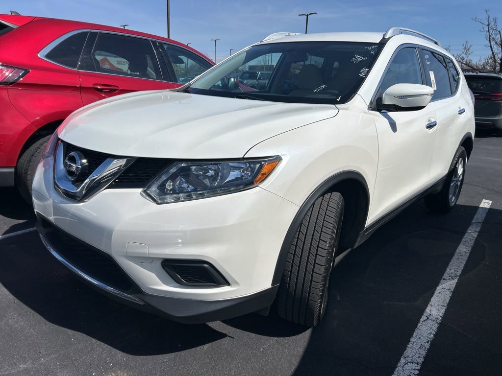 Used 2016 Nissan Rogue SV