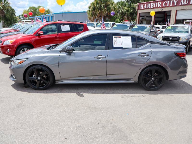 Used 2022 Nissan Sentra SR w/ Electronics Package FWD image 2