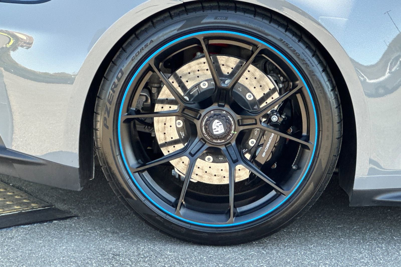 Certified 2022 Porsche 911 GT3 RWD image 42